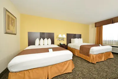 Photo 4 - Best Western Inn