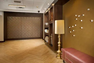 Photo 3 - Hampton Inn & Suites San Antonio-Downtown/Market Square