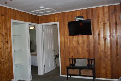 Photo 3 - El Rancho Motel