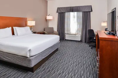 Photo 5 - Holiday Inn Express & Suites York by IHG