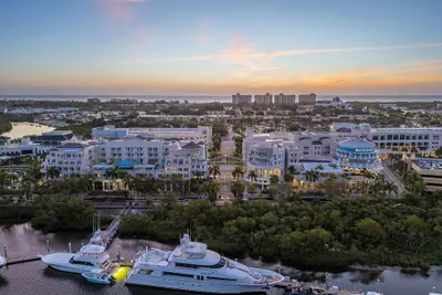 Photo 2 - Wyndham Grand Jupiter at Harbourside Place