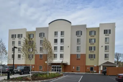 Photo 2 - Candlewood Suites Eugene Springfield by IHG