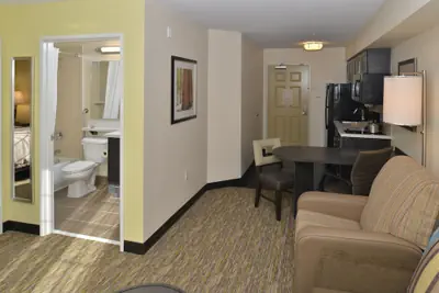 Photo 3 - Candlewood Suites Eugene Springfield by IHG