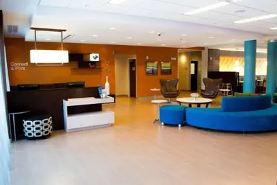 Photo 3 - Wavecrest Lodge