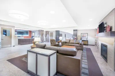 Photo 3 - Hawthorn Extended Stay by Wyndham Dickinson