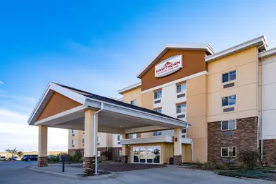 Photo 2 - Hawthorn Extended Stay by Wyndham Dickinson