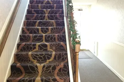 Photo 3 - Island Inn