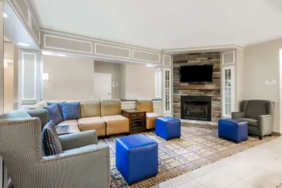 Photo 4 - Baymont by Wyndham Erie