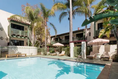 Photo 2 - Palihouse Santa Barbara