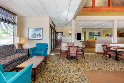 Photo 4 - Best Western Golden Prairie Inn & Suites