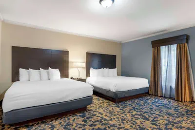 Photo 2 - Best Western Brentwood
