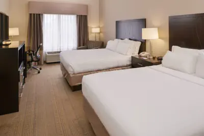 Photo 4 - Holiday Inn Express & Suites Sikeston Southwest by IHG