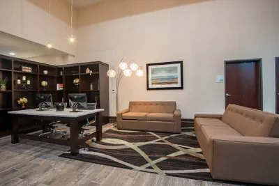 Photo 5 - Holiday Inn Salina by IHG