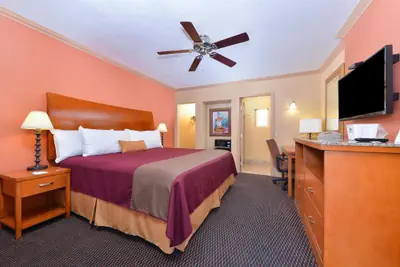 Photo 5 - Americas Best Value Inn Porterville