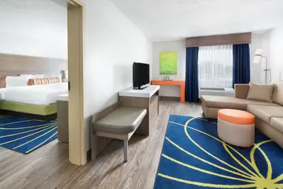 Photo 4 - Hotel Indigo Cleveland-Beachwood by IHG