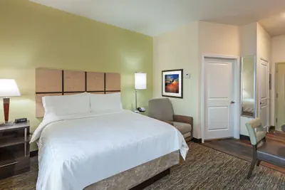 Photo 5 - Candlewood Suites Midland SW by IHG