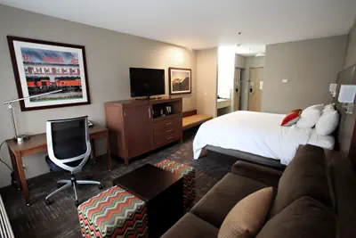Photo 5 - Best Western Plus Cottontree Inn