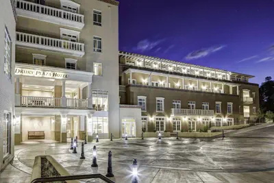 Photo 2 - Drury Plaza Hotel in Santa Fe