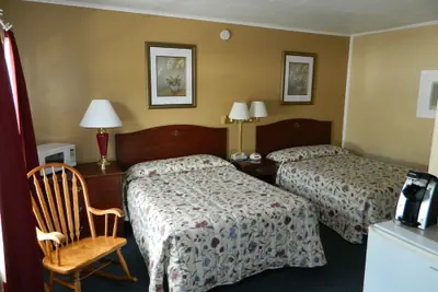 Photo 4 - Belle Isle Motel