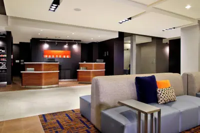 Photo 3 - Courtyard by Marriott Victoria
