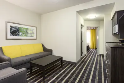 Photo 5 - Holiday Inn Express & Suites Norman by IHG