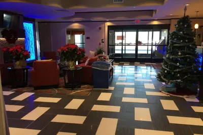 Photo 3 - Comfort Suites Uniontown