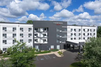 Photo 2 - Courtyard Philadelphia Bensalem