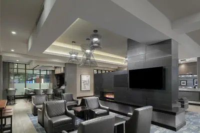 Photo 4 - Hampton Inn & Suites Portsmouth Downtown