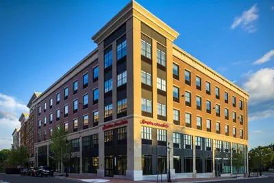 Photo 2 - Hampton Inn & Suites Portsmouth Downtown