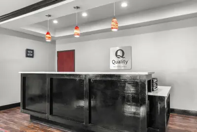 Photo 4 - Quality Inn & Suites Pearsall