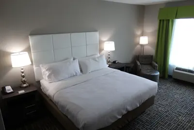 Photo 4 - Holiday Inn Covington by IHG