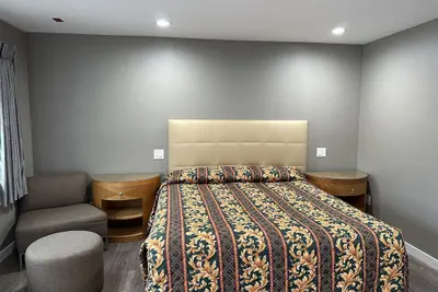 Photo 5 - Stay Inn Motel