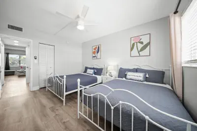 Photo 4 - Bayview Regency Apartments By Lowkl
