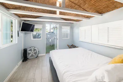 Photo 3 - Pacific Bungalow