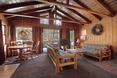 Photo 4 - Silver Pines Lodge