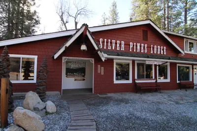 Photo 2 - Silver Pines Lodge