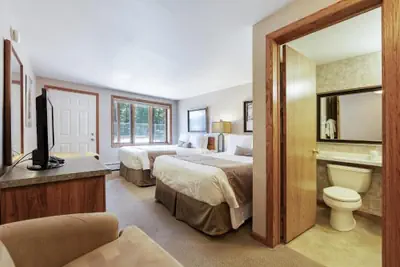Photo 5 - Chanticleer Inn