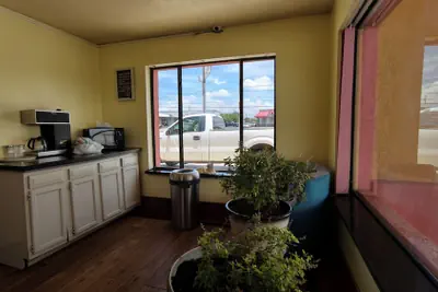 Photo 2 - Deluxe Inn By Capital O Odessa I-20