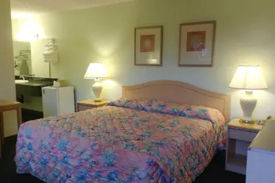 Photo 3 - Seahorse Inn Manhattan Beach - LAX