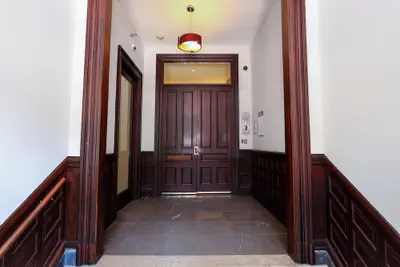 Photo 3 - Maverick Suites at 245 Newbury St