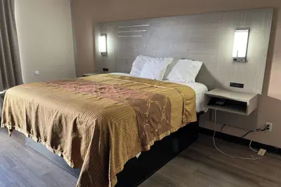 Photo 5 - Western Motel