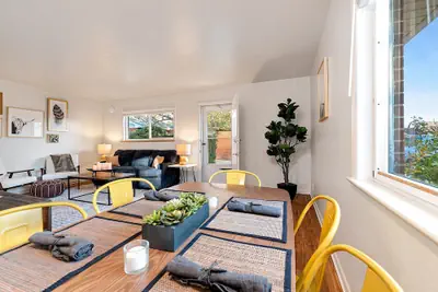 Photo 5 - Centrally Located Townhome Near PVH - Dog Friendly