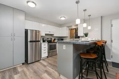 Photo 5 - Brick Suite | Bright & Bold Retreat Near Old Town