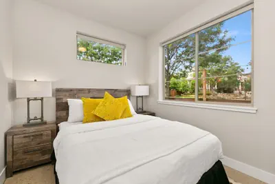 Photo 3 - Old Town Modern New Build: Rftp Spa W/ Mtn Views!