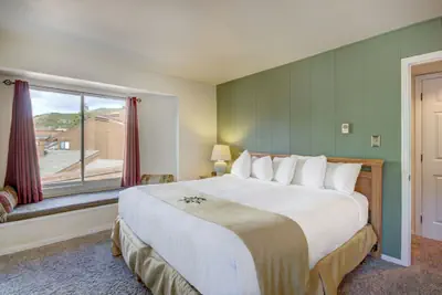 Photo 3 - 2BR/2BA Condo on Shuttle Route - Wild Irishman 1015 - Pool & more!