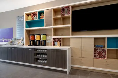 Photo 5 - Home2 Suites By Hilton Galveston