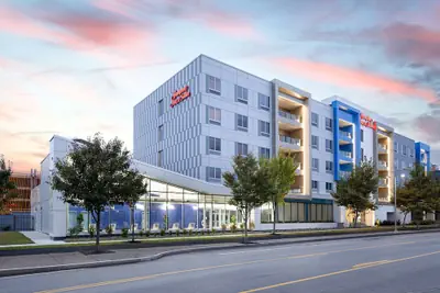 Photo 2 - Hampton Inn & Suites Rochester Downtown