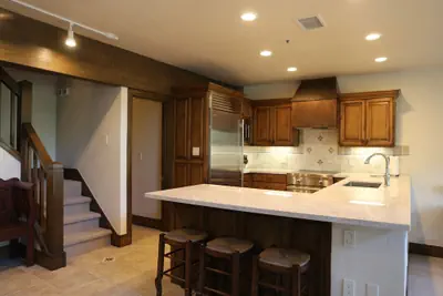 Photo 5 - Viking Two Bedroom Loft 2 Apartment Hotel by RedAwning