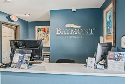 Photo 4 - Baymont by Wyndham Ocala Suites