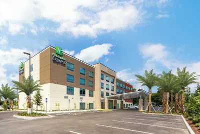 Photo 2 - Holiday Inn Express Starke by IHG